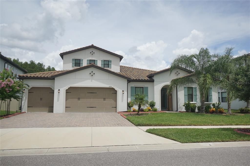 Attached, Exterior, Facade, Spanish Mediterranean
