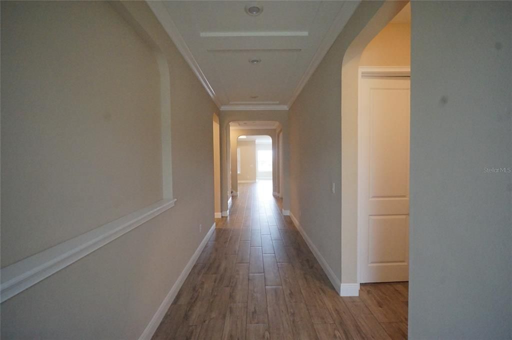 Interior, Recessed Lighting, Wood Texture Flooring