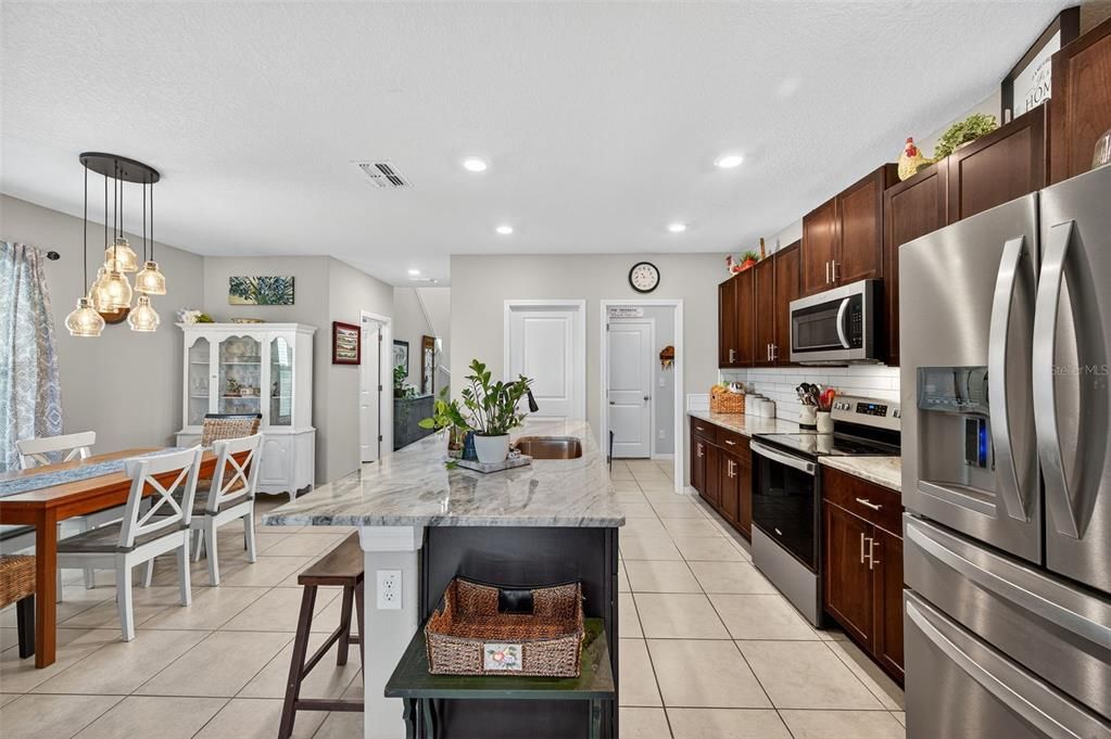 Dining room, Interior, Kitchen, Pendant Lights, Recessed Lighting, Stainless Steel Appliances