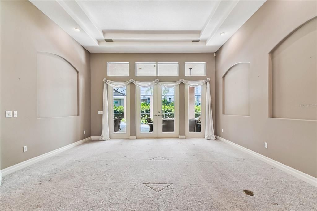 Empty room, Interior, Recessed Lighting