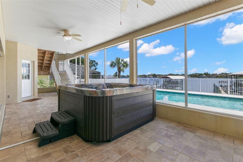 Hot Tub, Interior, Pool, Sun Room, Water