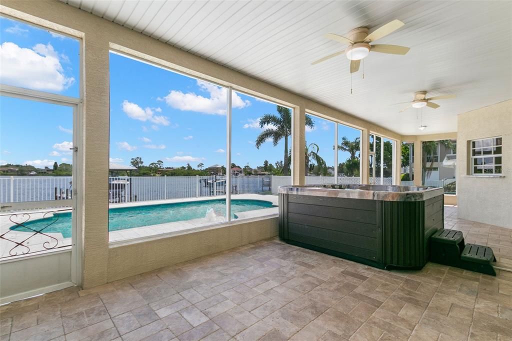 Hot Tub, Interior, Pool, Sun Room, Water