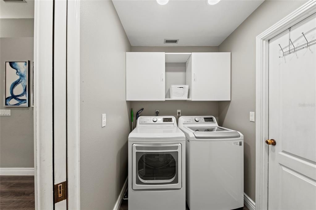 Interior, Recessed Lighting, Utility Closets, Washer, Wood Texture Flooring