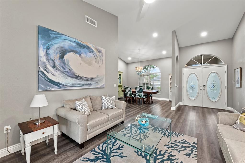 Dining room, Interior, Living room, Pendant Lights, Recessed Lighting, Wood Texture Flooring