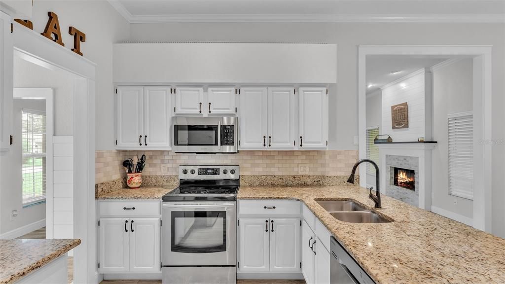Fireplace, Interior, Kitchen, Stainless Steel Appliances