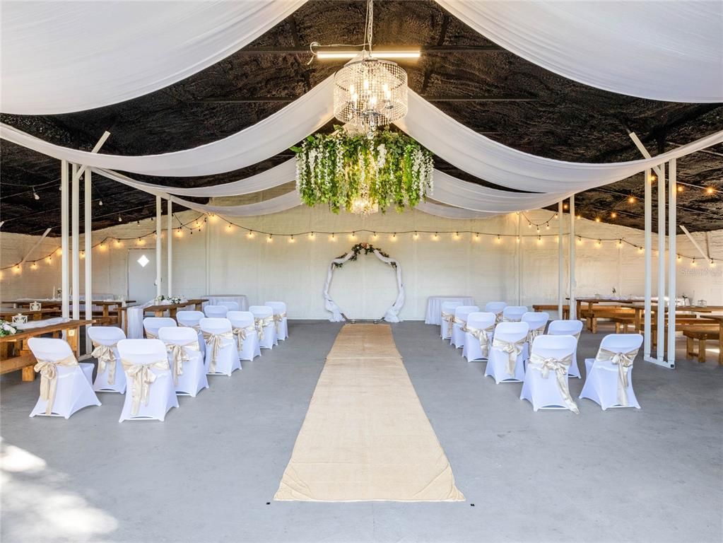 Chandelier, Interior