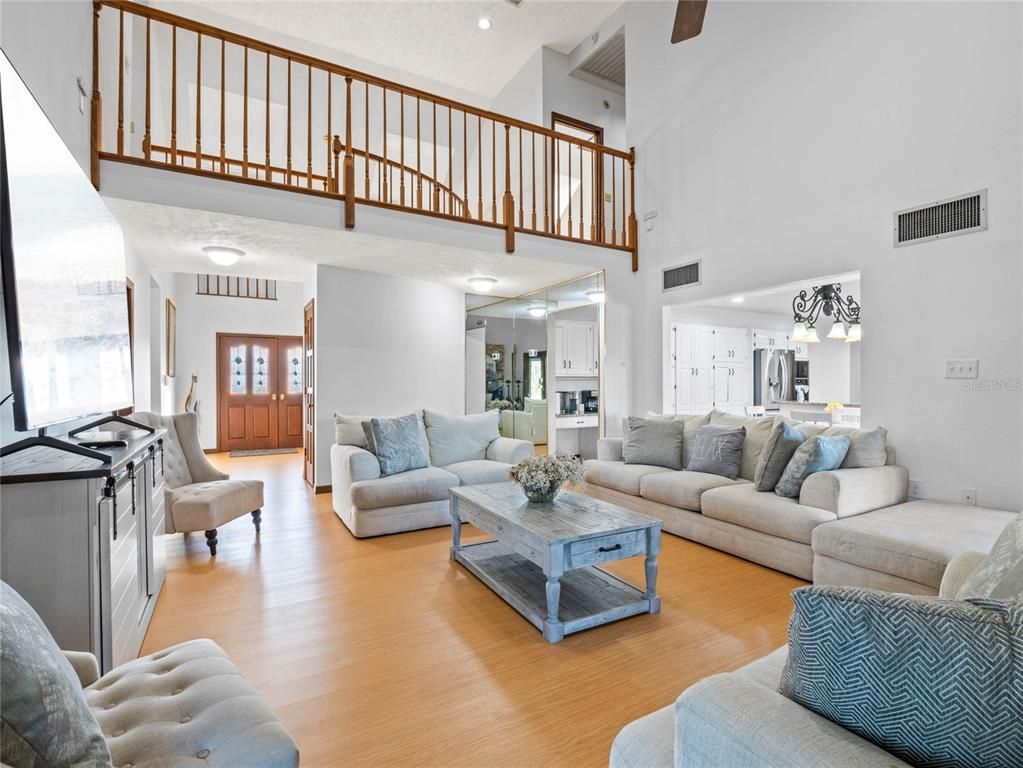 Interior, Kitchen, Living room, Recessed Lighting, Wood Texture Flooring