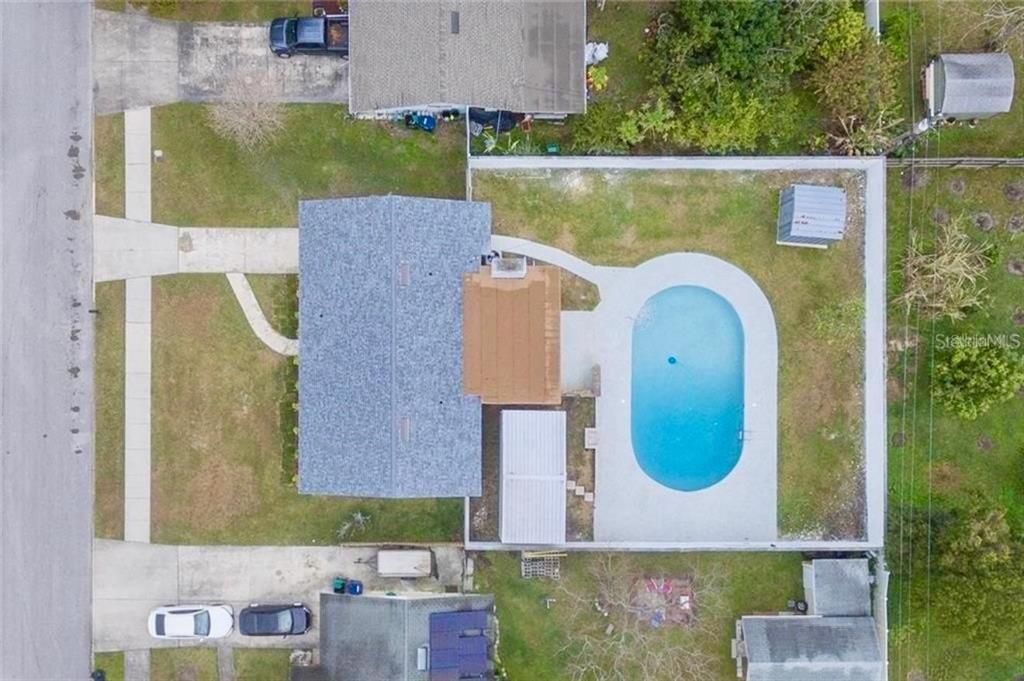 Exterior, Drone