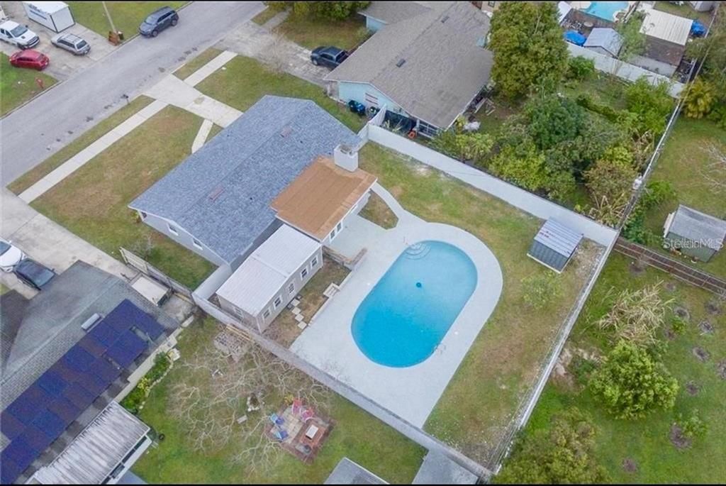 Exterior, Drone