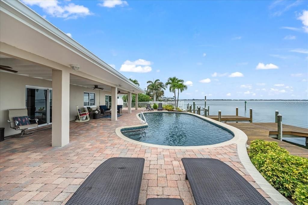 Exterior, Pool, Water