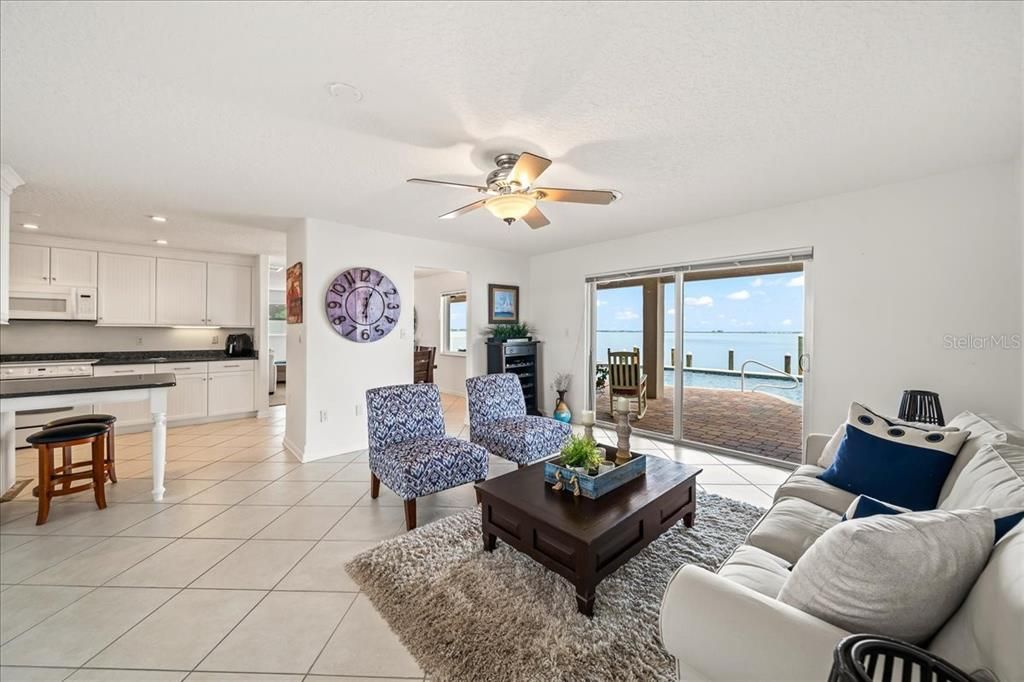 Interior, Kitchen, Living room, Recessed Lighting, Water