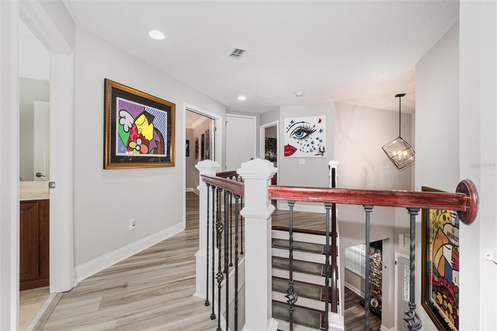 Interior, Pendant Lights, Recessed Lighting, Wood Texture Flooring