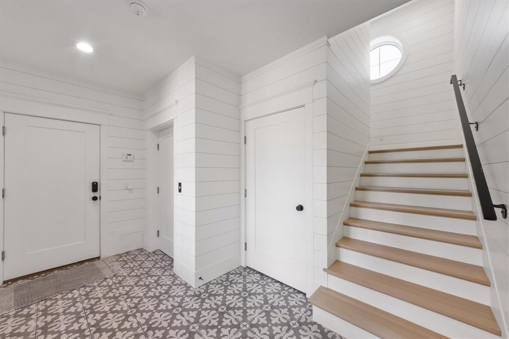 Interior, Recessed Lighting