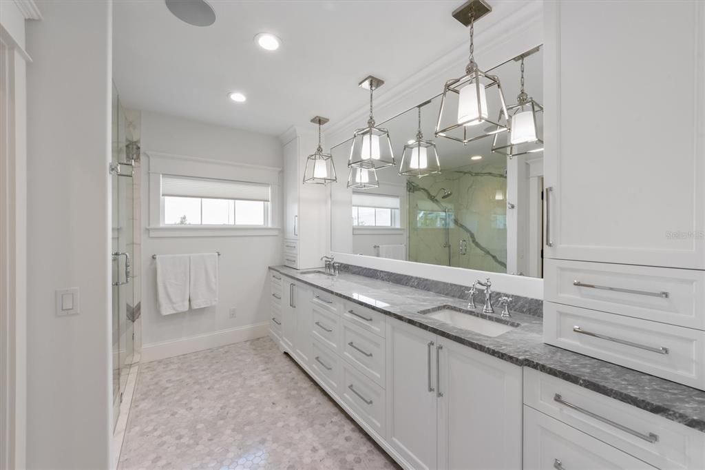 Bathroom, Dual Sink Vanities, Interior, Pendant Lights, Recessed Lighting