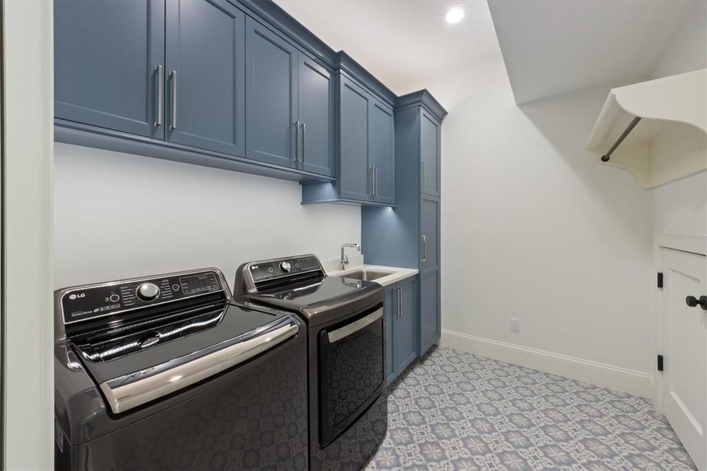 Interior, Recessed Lighting, Washer
