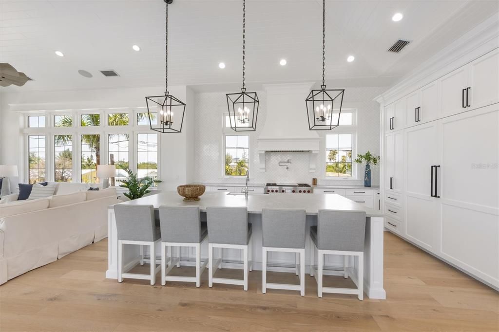 Interior, Kitchen, Living room, Pendant Lights, Recessed Lighting, Wood Texture Flooring