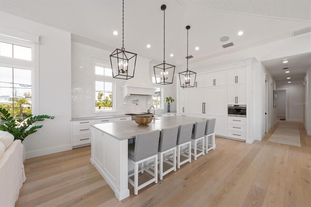 Interior, Kitchen, Pendant Lights, Recessed Lighting, Wood Texture Flooring