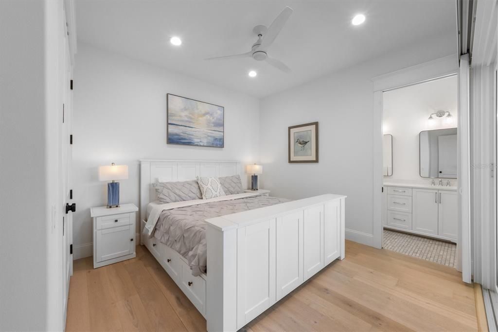 Bathroom, Bedroom, Interior, Recessed Lighting, Wood Texture Flooring