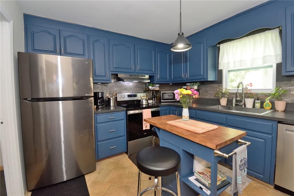 Interior, Kitchen, Pendant Lights, Stainless Steel Appliances, Wood Texture Flooring