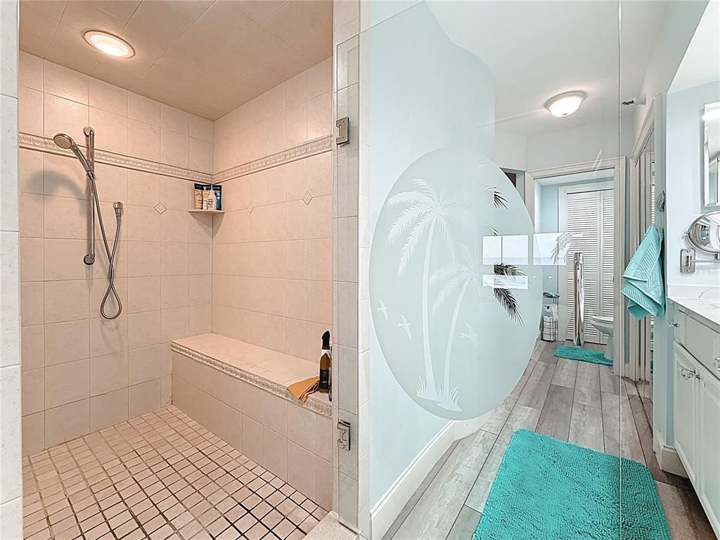 Bathroom, Interior, Recessed Lighting, Wood Texture Flooring