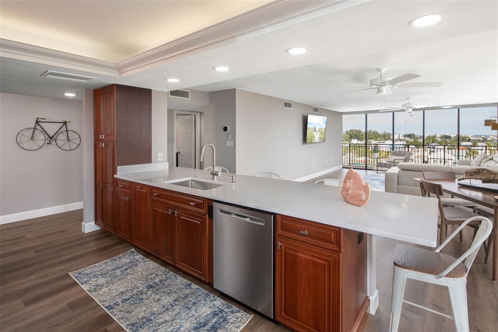 Dining room, Interior, Kitchen, Recessed Lighting, Wood Texture Flooring