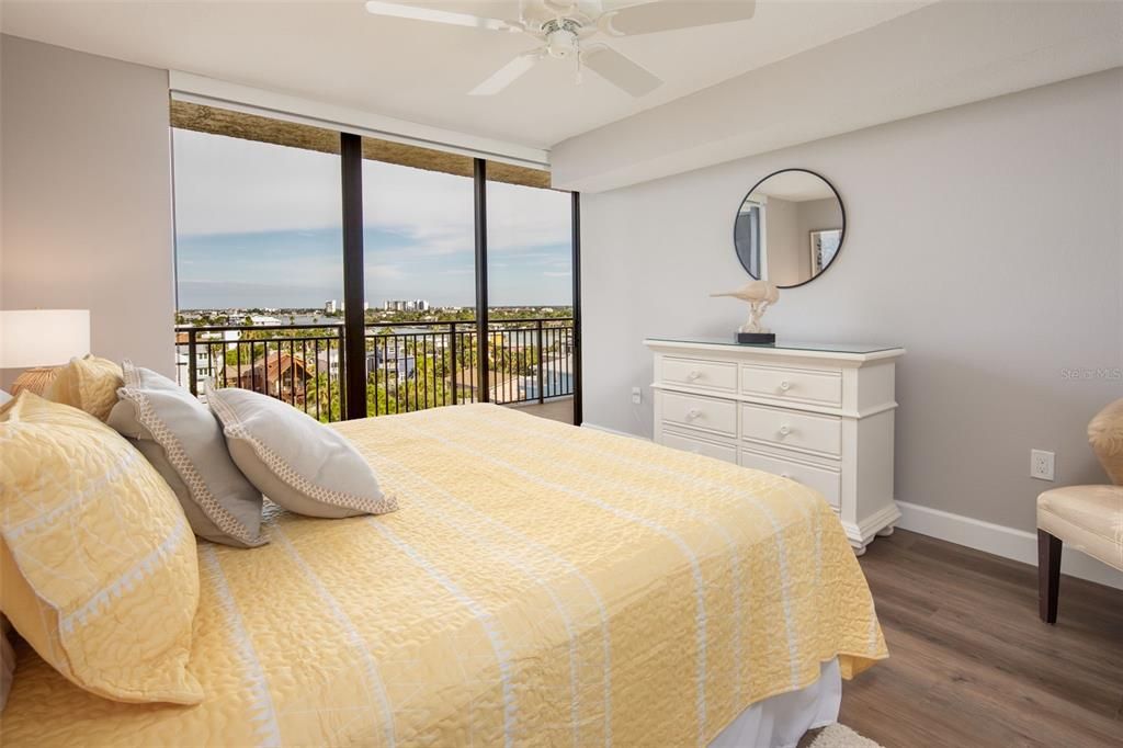 Bedroom, Interior, Water, Wood Texture Flooring