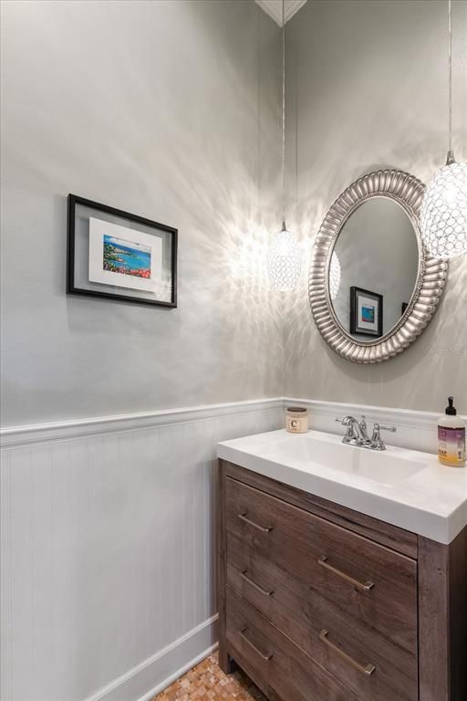 Bathroom, Interior, Pendant Lights