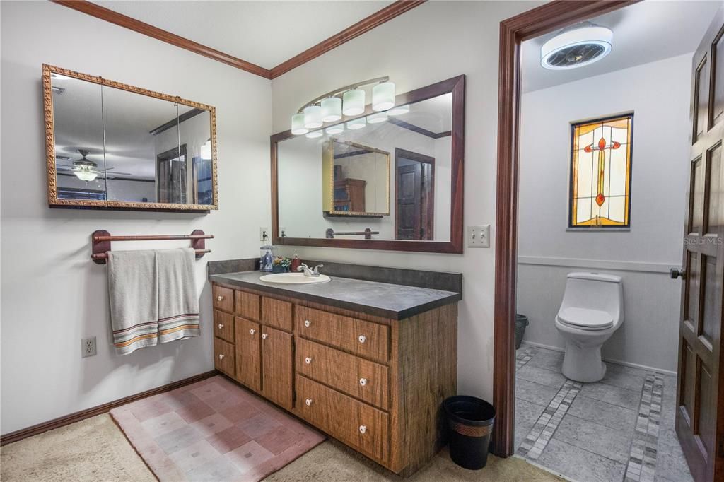 Bathroom, Dual Sink Vanities, Interior