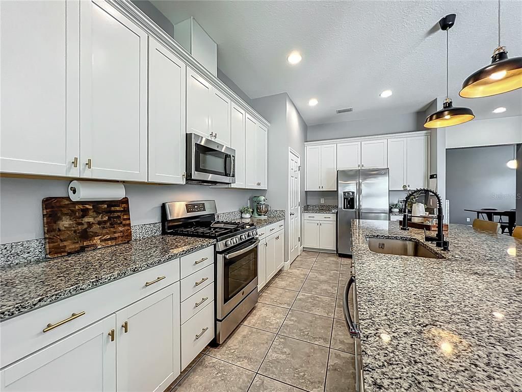 Interior, Kitchen, Pendant Lights, Recessed Lighting, Stainless Steel Appliances