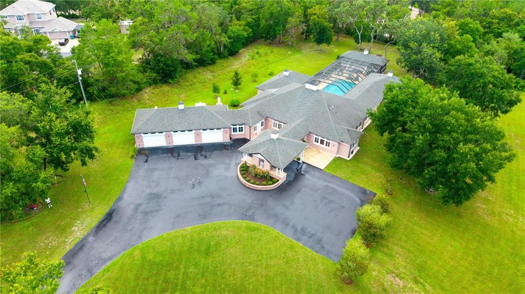 Exterior, Drone