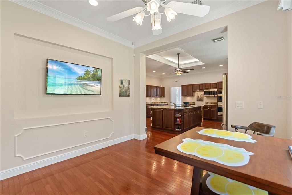 Dining room, Interior, Kitchen, Recessed Lighting, Wood Texture Flooring
