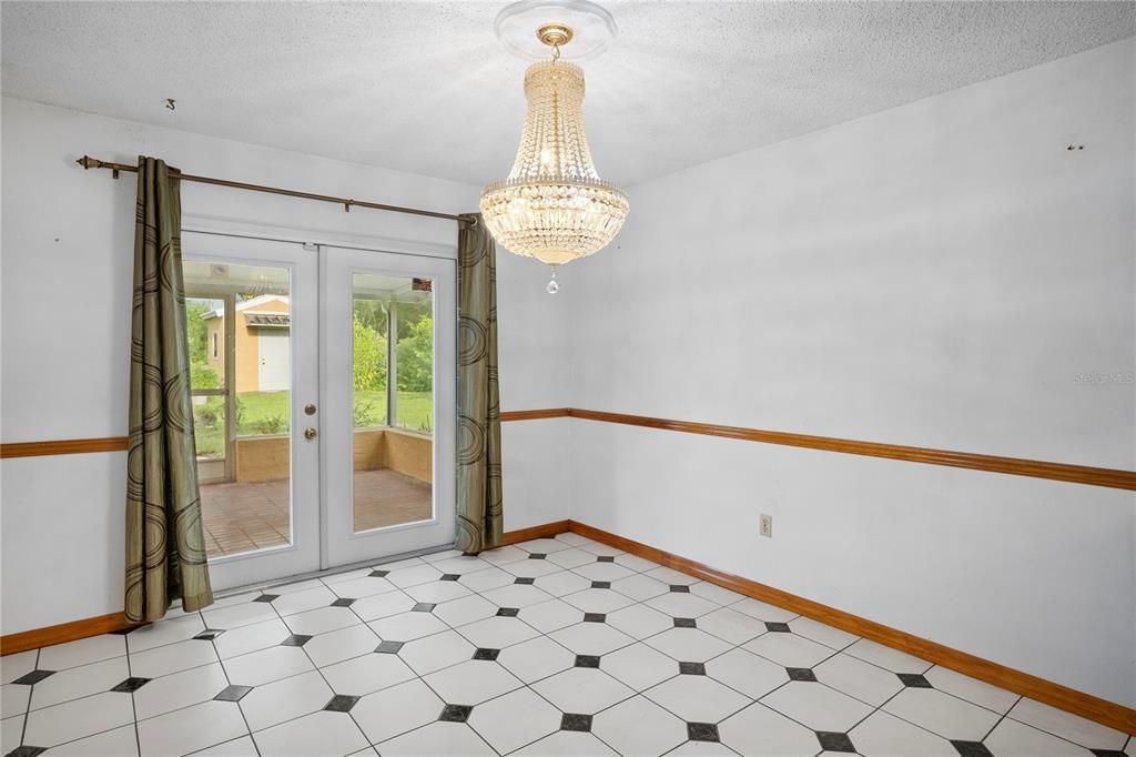 Chandelier, Empty room, Interior