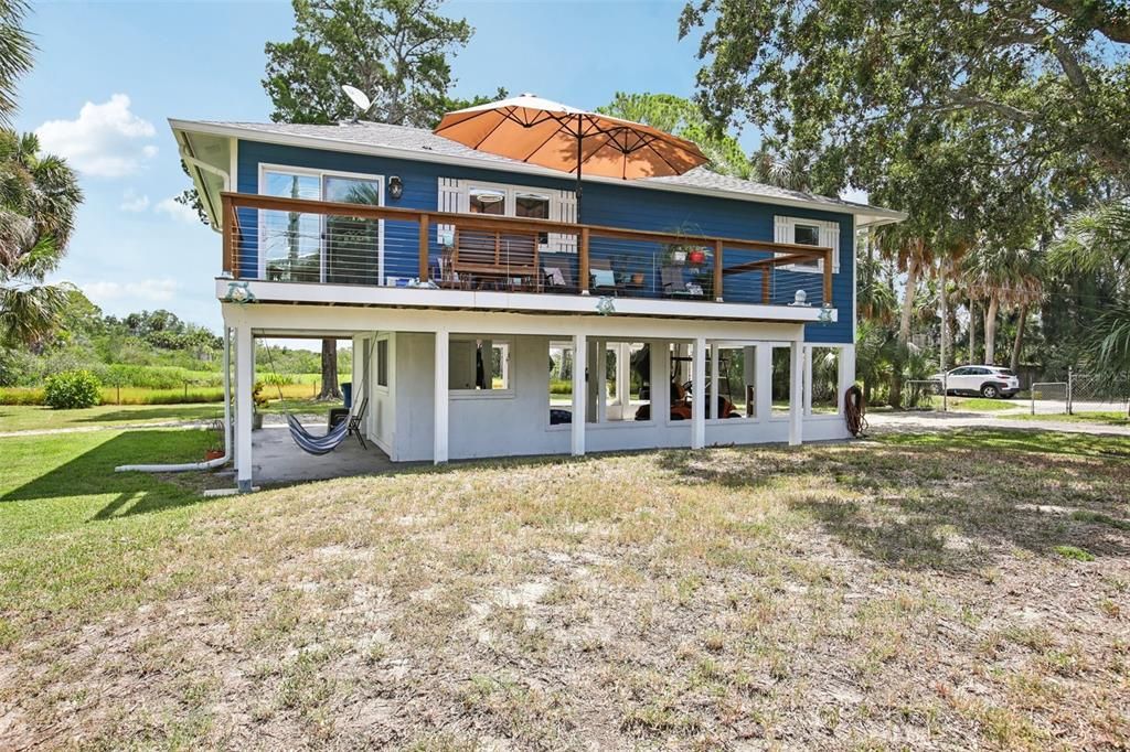 Backyard, Exterior