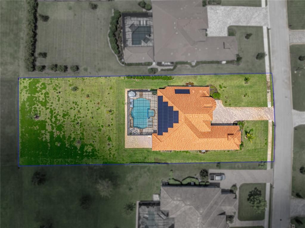 Exterior, Drone