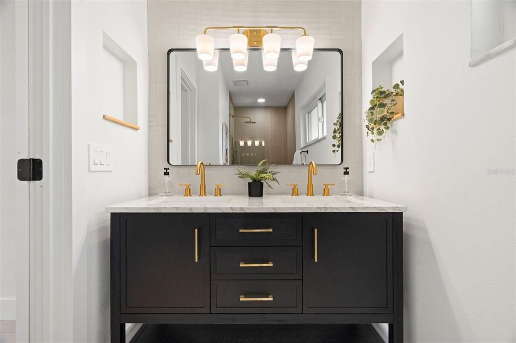 Bathroom, Dual Sink Vanities, Interior