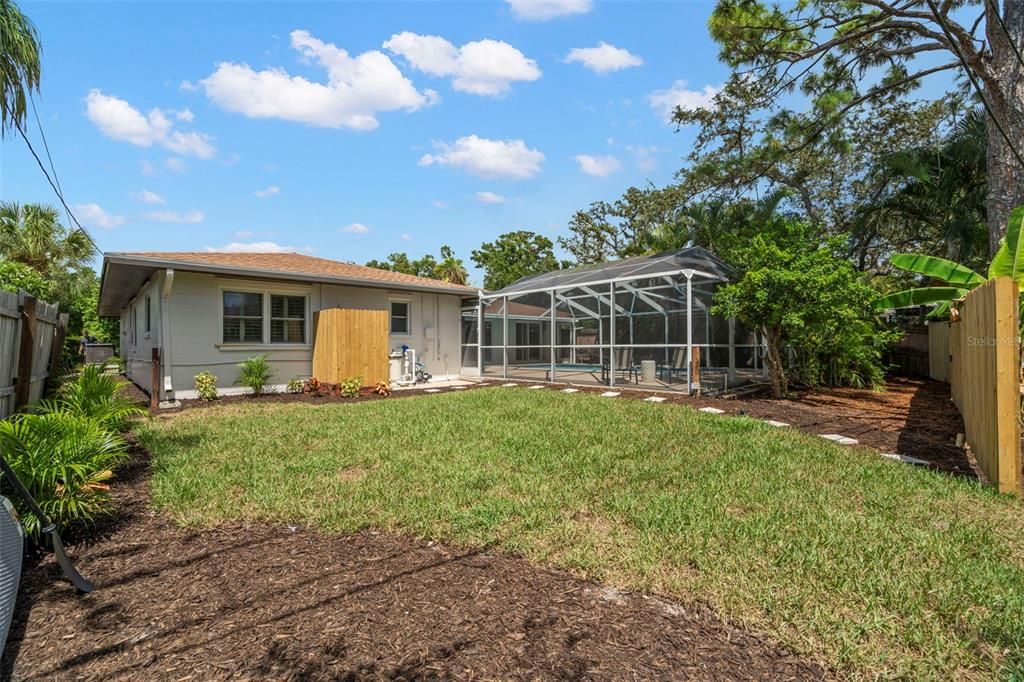 Backyard, Exterior