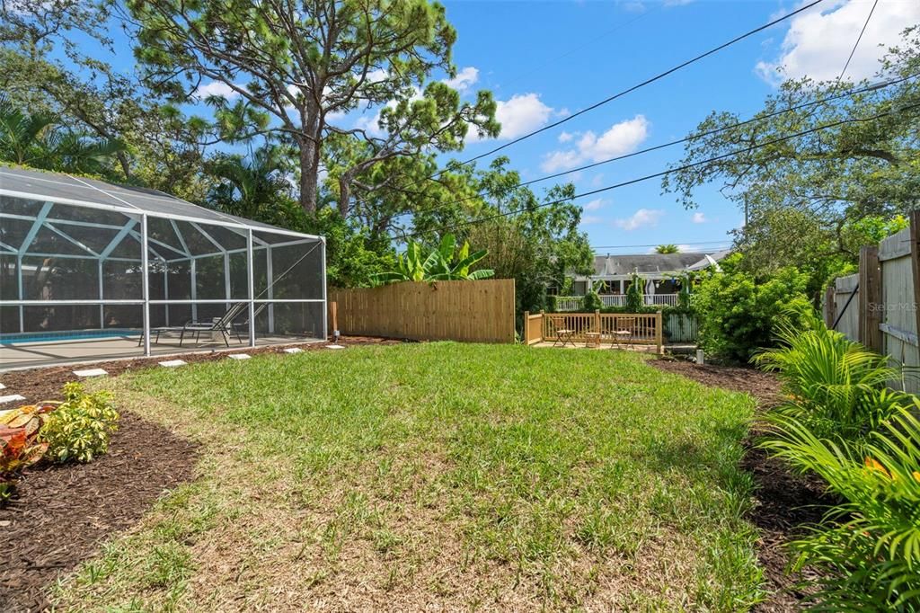 Backyard, Exterior