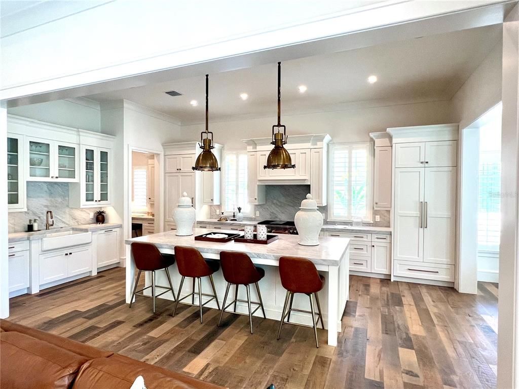 Interior, Kitchen, Pendant Lights, Recessed Lighting, Wood Texture Flooring