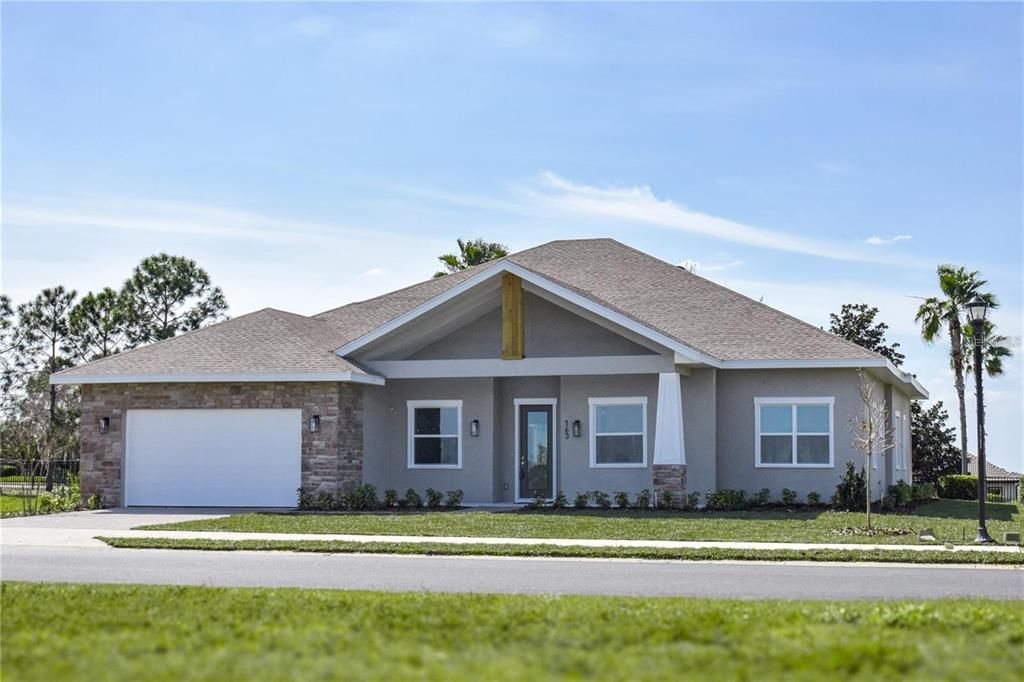 Attached, Exterior, Facade, Ranch