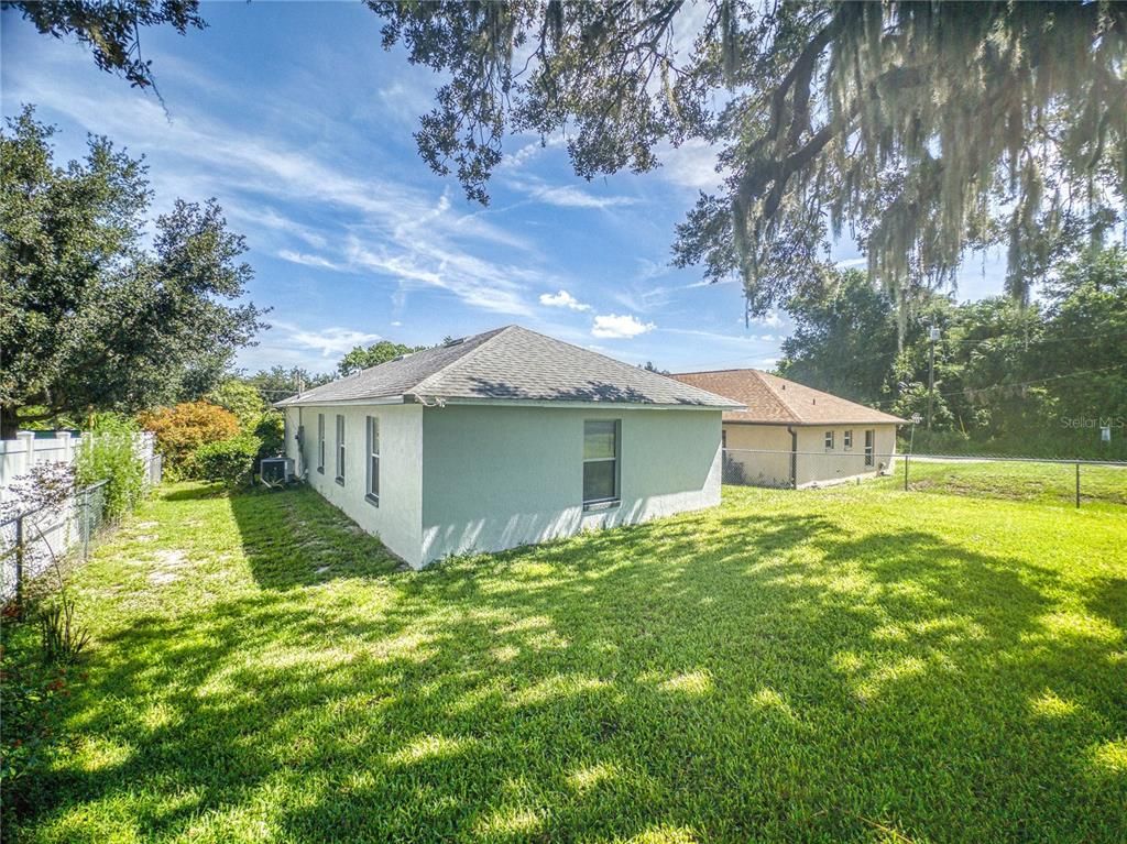 Backyard, Exterior