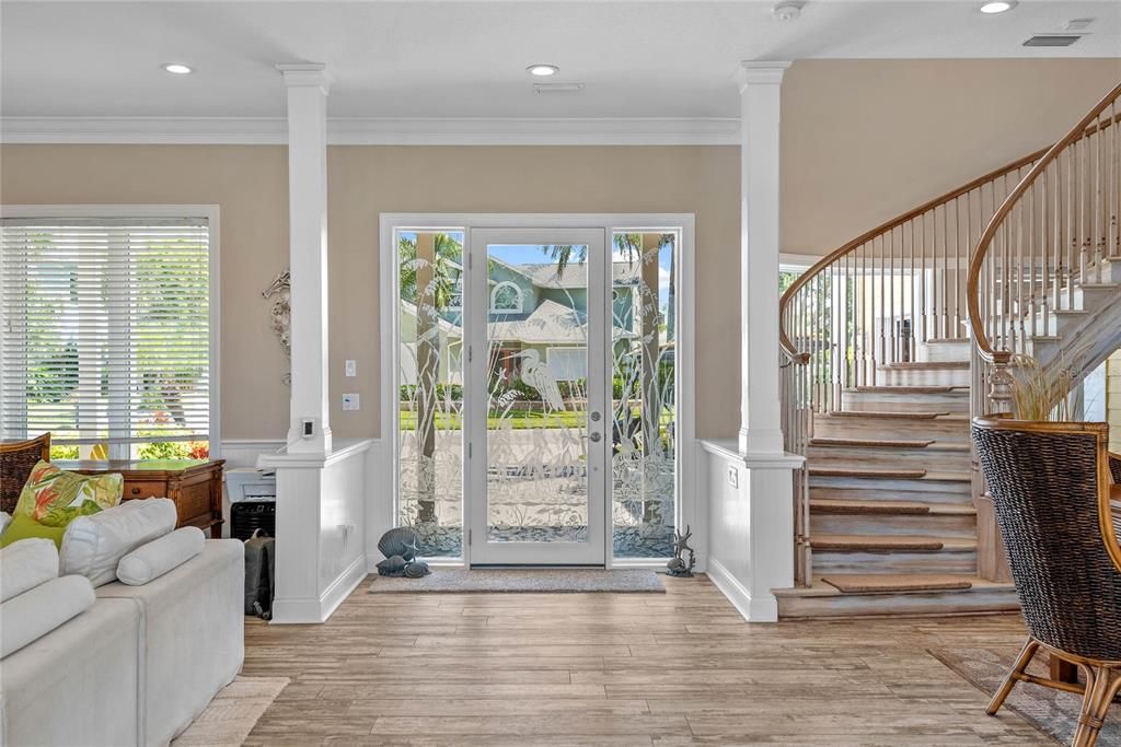 Interior, Recessed Lighting, Wood Texture Flooring