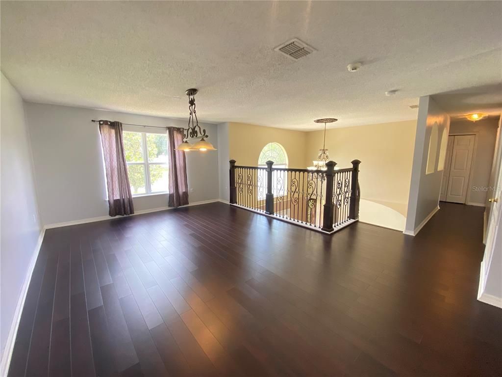 Interior, Pendant Lights, Wood Texture Flooring