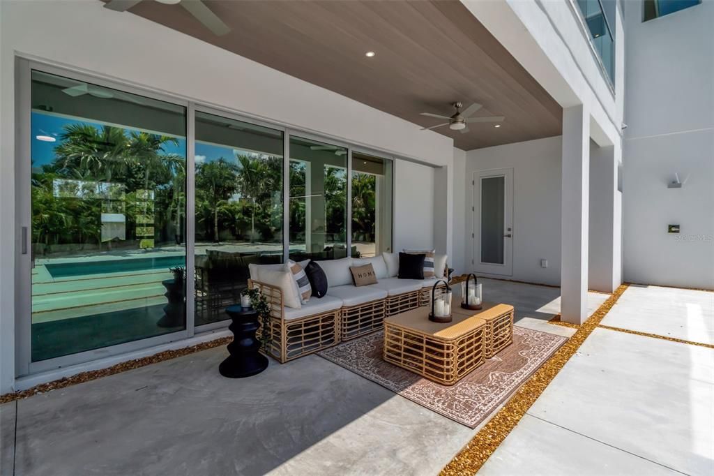 Exterior, Recessed Lighting