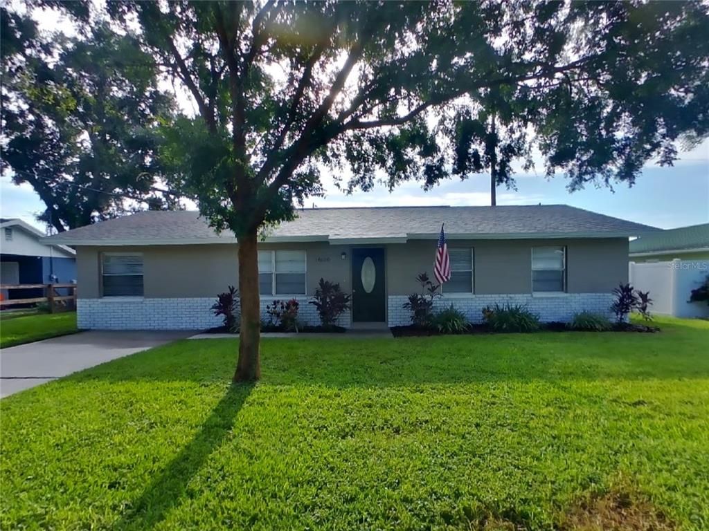 Attached, Backyard, Exterior, Facade, Ranch