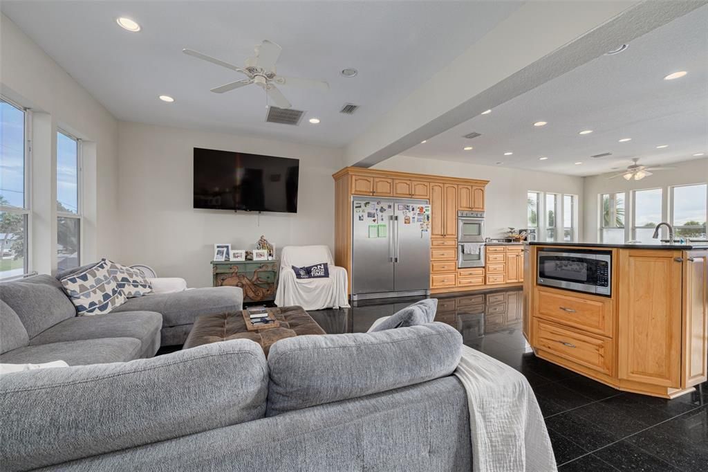 Interior, Kitchen, Living room, Recessed Lighting