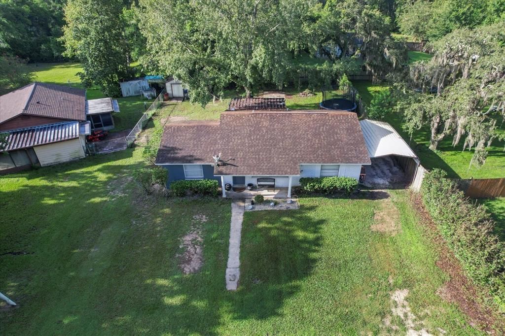 Exterior, Drone