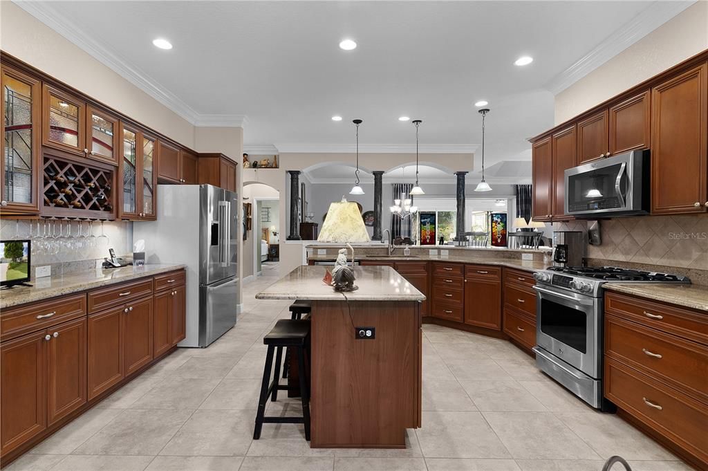 Interior, Kitchen, Pendant Lights, Recessed Lighting, Stainless Steel Appliances