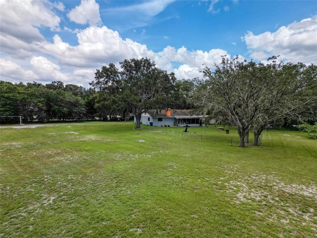 Backyard, Exterior