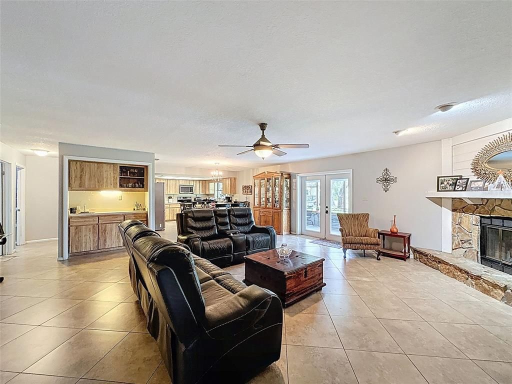 Fireplace, Interior, Living room