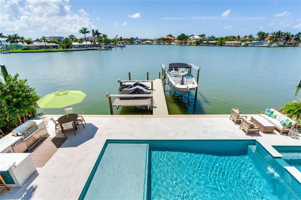 Exterior, Pool, Water